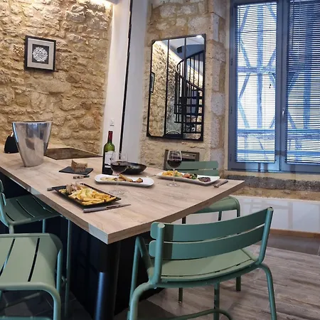 Duplex Luxe Avec Parking Centre דירה *